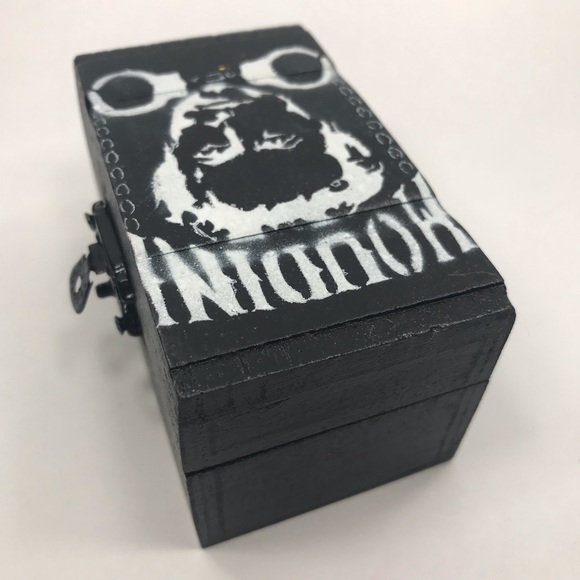 Harry Houdini Magician inspired distressed graffiti Rocker Box Mini - Picture 8 of 12